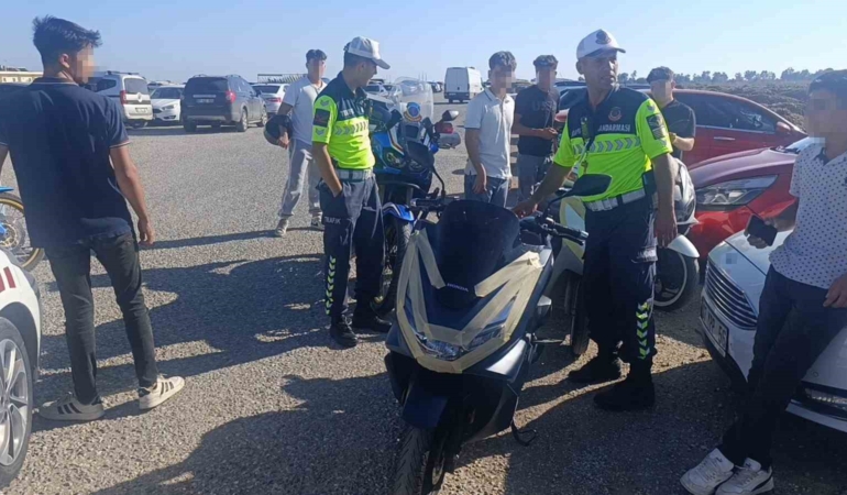 yaptiklarimizdan-pisman-degiliz-aklimiz-yapamadiklarimizda-dediler-220-bin-lira-ceza-yediler-QIcycEVN.jpg