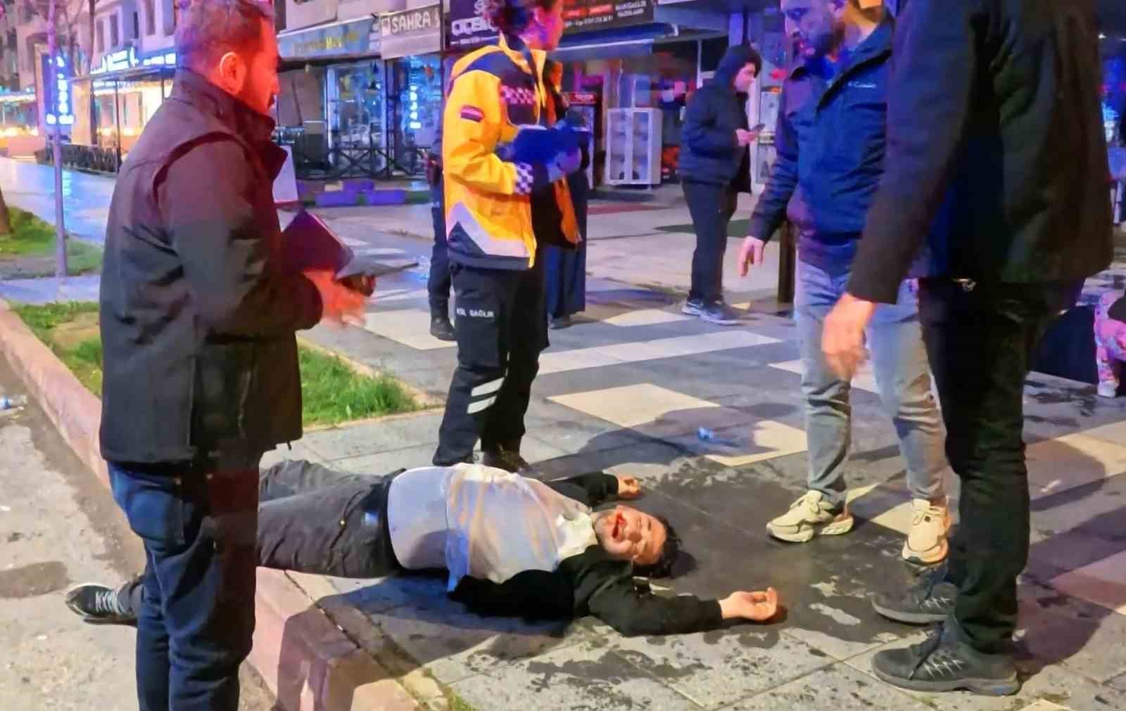yarali oglunun basindaki annenin feryadi yurekleri dagladi 6 ZQeyulbH