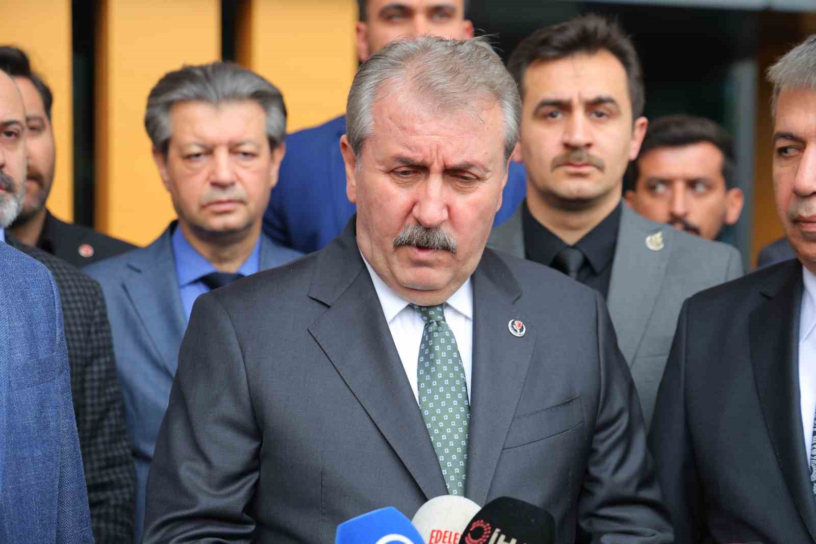 Yaralı öğrencileri ziyaret eden BBP lideri Destici’den ’aile’ vurgusu 5 yarali ogrencileri ziyaret eden bbp lideri desticiden aile vurgusu 1 Z8cvSWd1