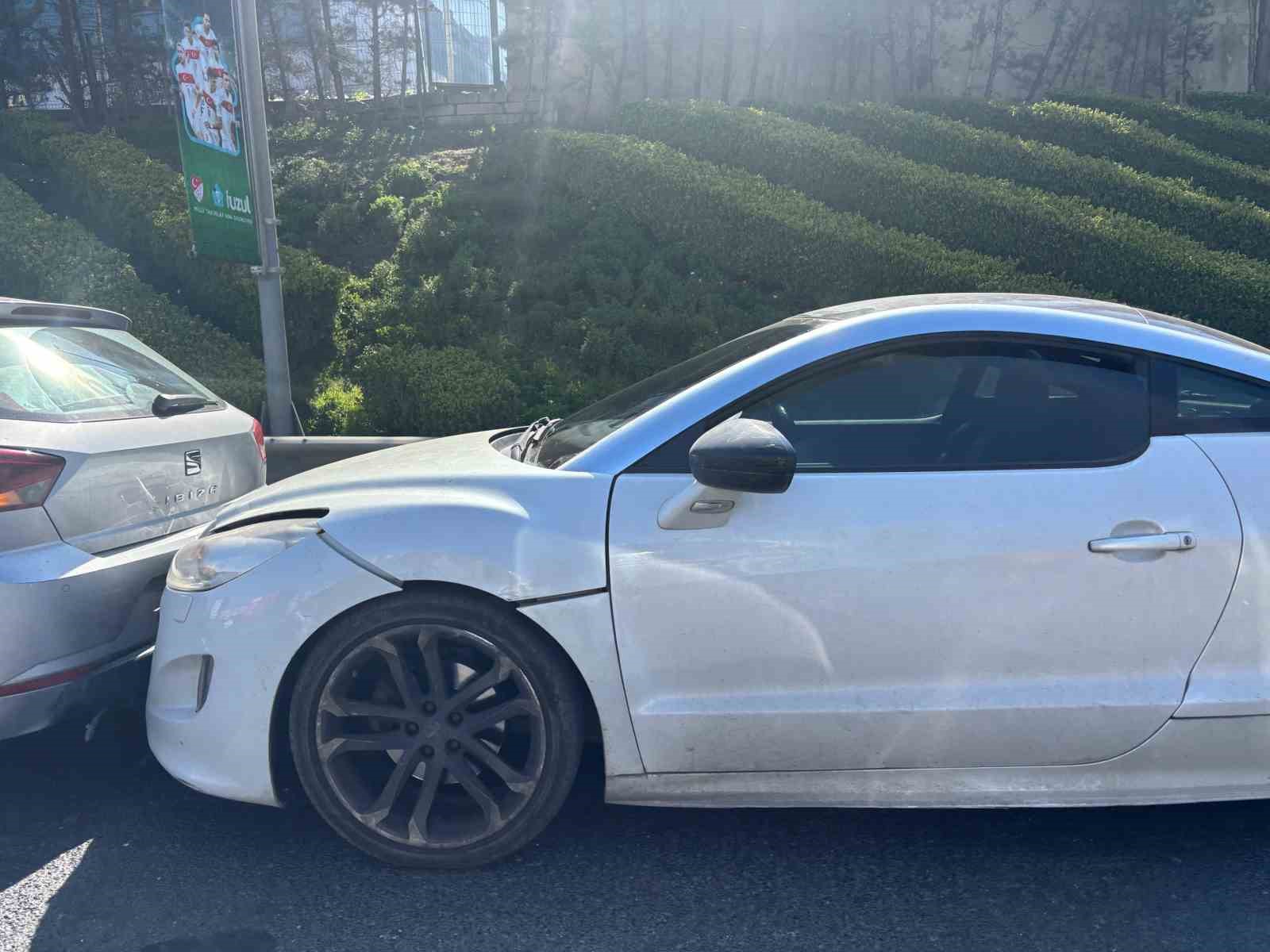 yarali surucu ambulansa binmeyi reddetti hastaneye taksiyle gitti 1 saXd9GTH