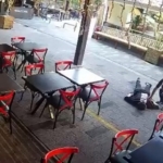 yardim-ediyormus-gibi-yapti-cuzdanini-caldi-CfAkVYaI.jpg