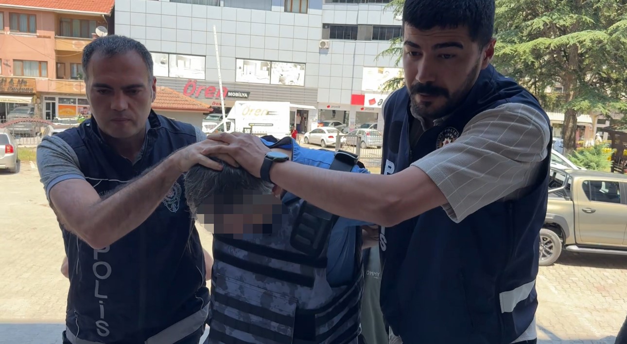 Yardım için polise koşan çocukların çabası annelerini kurtarmaya yetmedi 5 yardim icin polise kosan cocuklarin cabasi annelerini kurtarmaya yetmedi 1 cQKgsX15