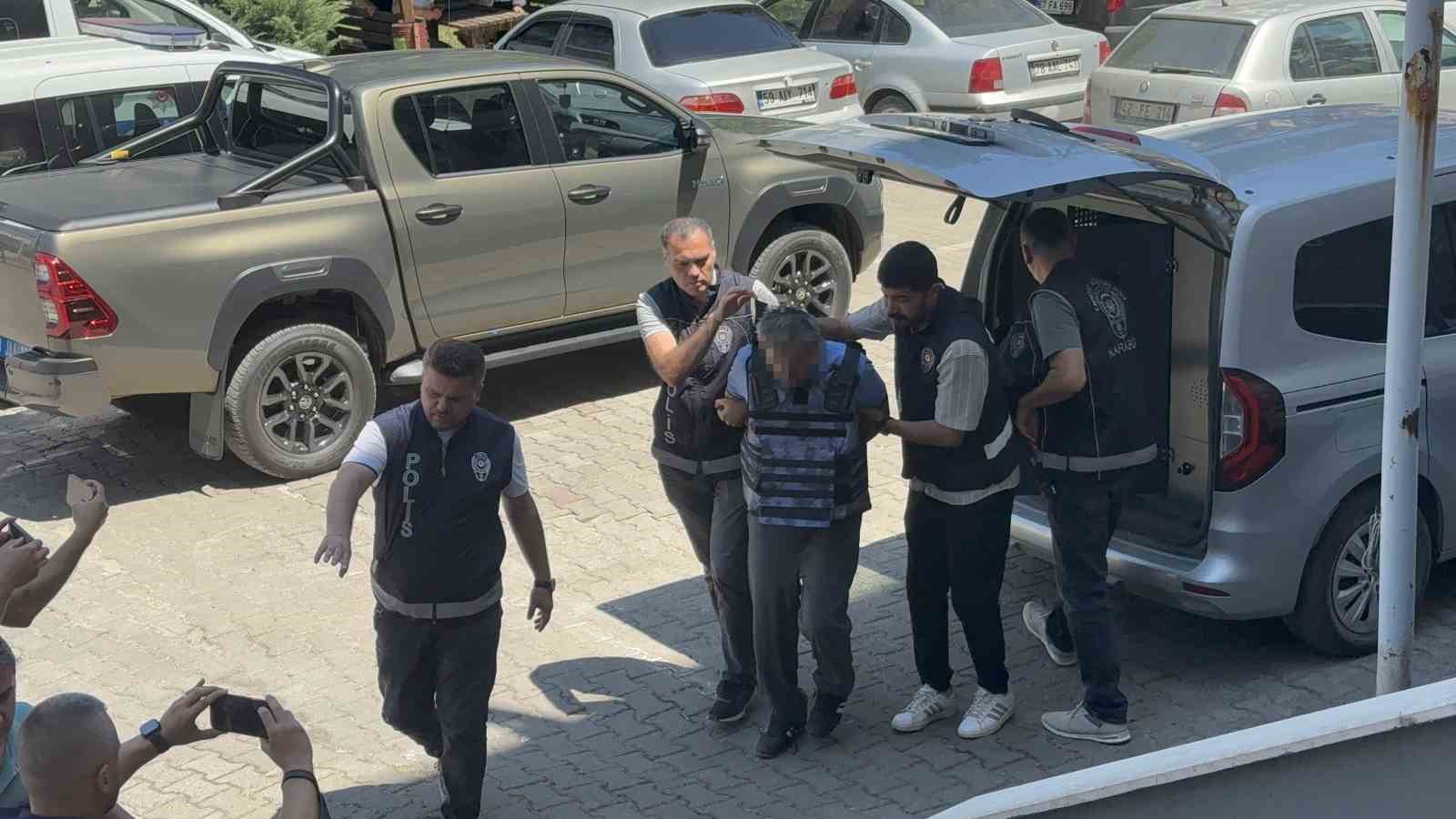Yardım için polise koşan çocukların çabası annelerini kurtarmaya yetmedi 6 yardim icin polise kosan cocuklarin cabasi annelerini kurtarmaya yetmedi 2 96TFcwVA