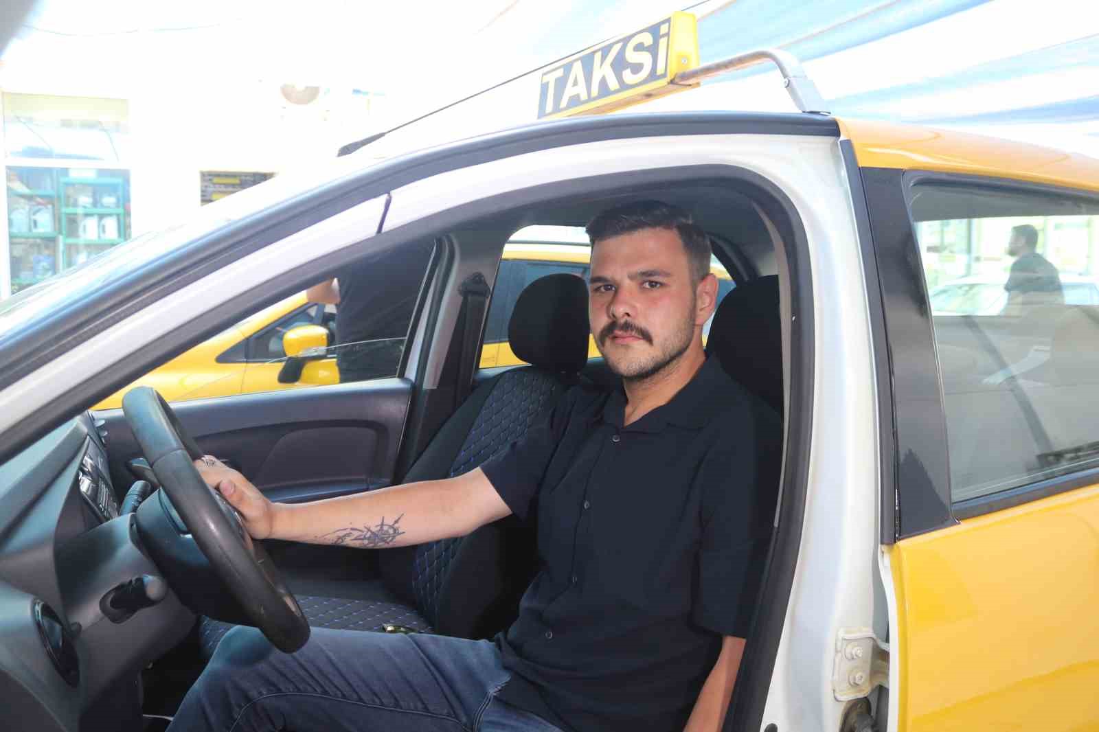 Yardımsever taksiciye plaket 5 yardimsever taksiciye plaket 1 KhvaHnPz