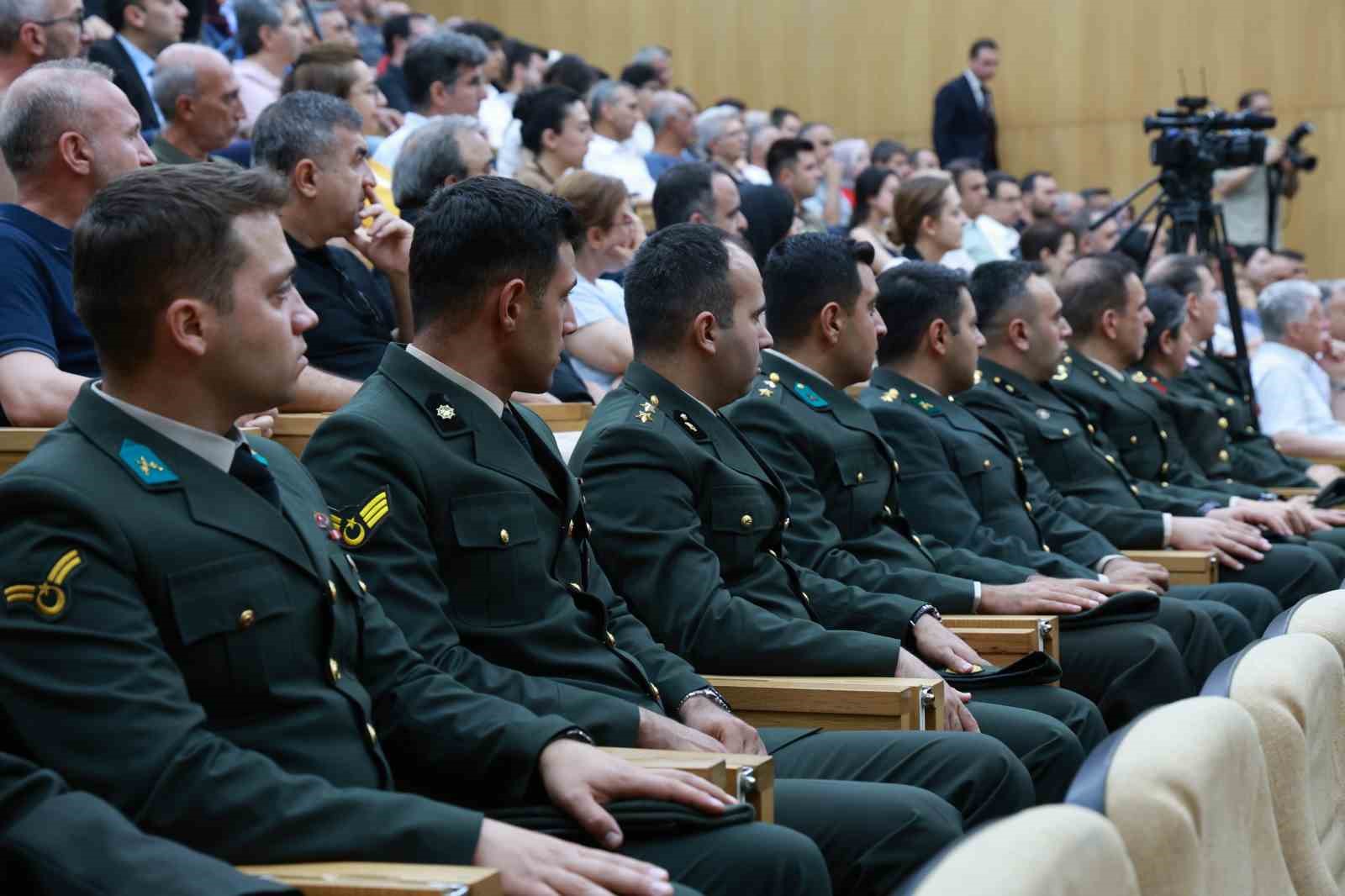 yargitay uyesi aydiner cumhurbaskanini para dolu ucakla kaciyor diye servis edeceklerdi 0 tA9T6zp6