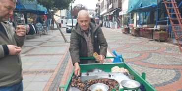 yarim-asirlik-emegin-hikayesi-ustasindan-ogrendi-omrune-meslek-oldu-TGuBS4Z4.jpg