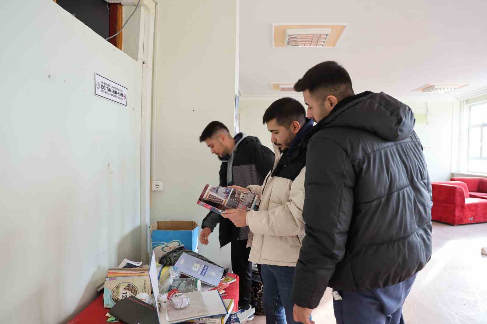 yarim asirlik okulda yikim calismalari basladi mezunlar son kez huzunle gezdi 9 6BbuOITT