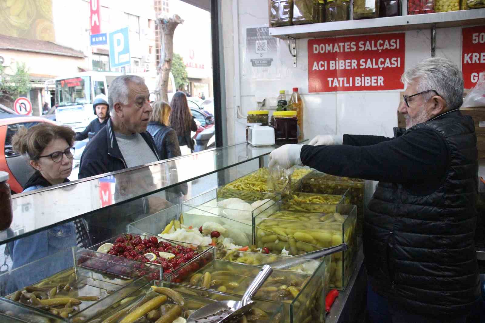yarim asirlik tursucudan iddiali cikis tursu suyu icen grip olursa masraflari benden 5 YSvEYMtP