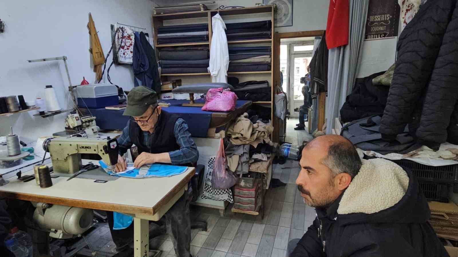 yarim asri asan bir tutku adilcevazli terzinin igneyle dokudugu hayat 2 tIPEHp9C