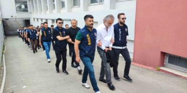 yasa-disi-bahis-operasyonunda-gazeteci-kutahyali-ile-birlikte-154-supheli-adliyeye-sevk-edildi-XRgrM1Aq.jpg