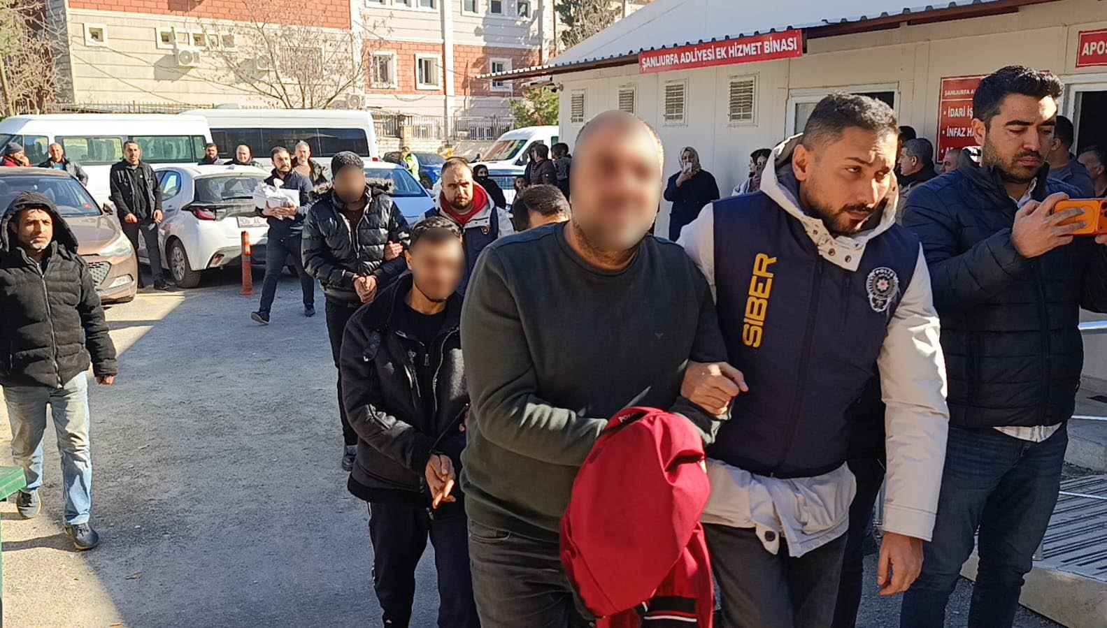 yasa disi bahis operasyonunda gozaltina alinan 28 zanli adliyeye sevk edildi 5 hIcem1Ag