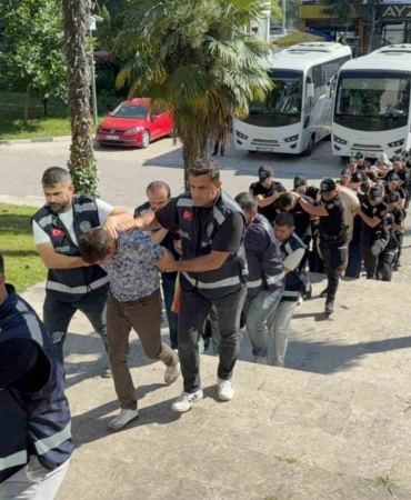yasa-disi-bahisten-27-kisi-daha-adliyeye-sevk-edildi-4Hvl54Jj.jpg