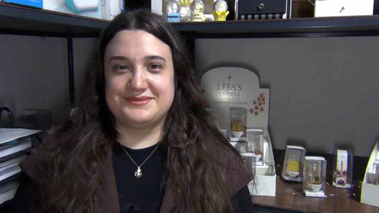 yasadigi sehrin simgelerini muma donusturuyor 5