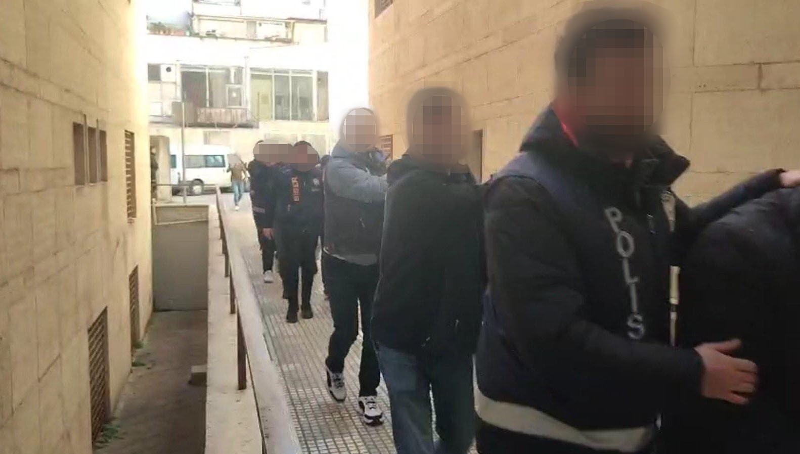 yasadisi bahis operasyonunda 4 tutuklama 2 P1WbgFud