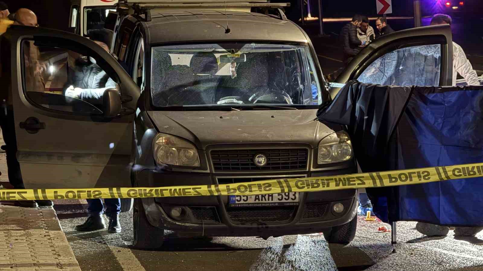 Yasak ilişki yaşadığı sevgilisini boğazını keserek öldürdü 6 yasak iliski yasadigi sevgilisini bogazini keserek oldurdu 2 6krWtZWJ