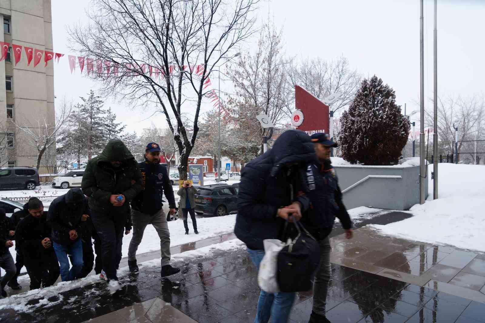 yasal arac kiralama web sitesi kurarak vatandaslari dolandirdilar 3 AZbJtTVM