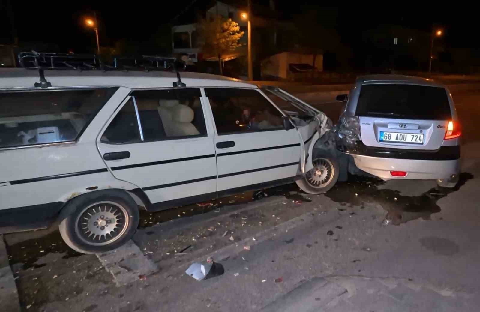Yasal sınırın 8 kat üzerinde alkollü halde kaza yaptı, kahveye oturup çay içti 13 yasal sinirin 8 kat uzerinde alkollu halde kaza yapti kahveye oturup cay icti 9 BUiAwwLy