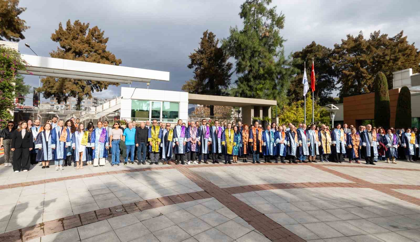 yasar universitesinde ataturkun izinde cumhuriyet kutlamasi 1