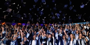 yasar-universitesinde-mezuniyet-coskusu-g7b44GJ9.jpg