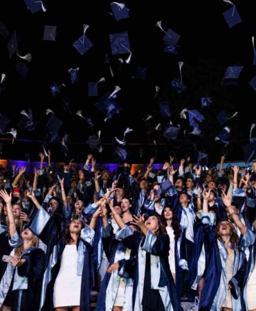 yasar-universitesinde-mezuniyet-coskusu-g7b44GJ9.jpg