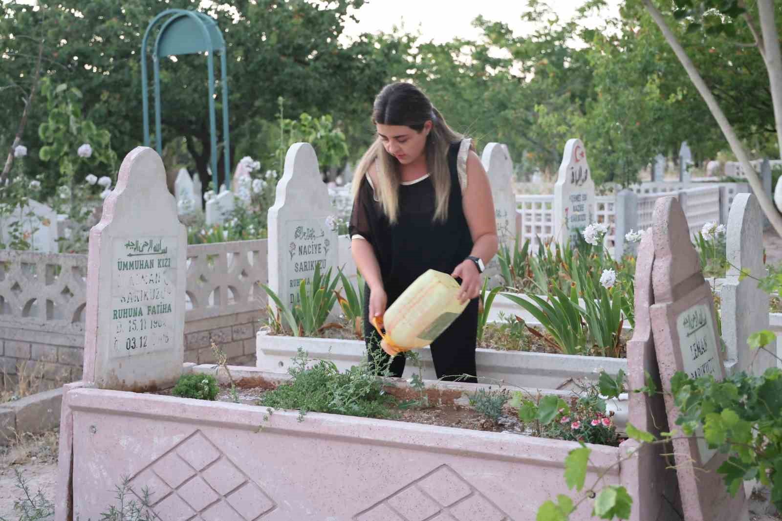yasarken oldu dedikleri genc kadin 34 yil sonra gercek kimligine kavustu 3 2DFsBN4f