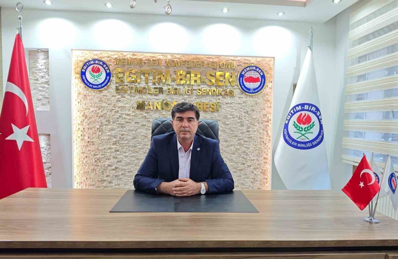 Yasav: "Çocuk suçluluğunun arka planında aile yapısının ve sosyal çevrenin etkisi vardır" 4 yasav cocuk suclulugunun arka planinda aile yapisinin ve sosyal cevrenin etkisi vardir 0 YrbiOuG8