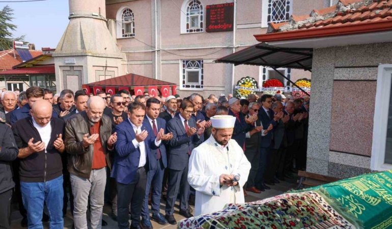 yasayan-insan-hazineleri-odullu-salim-yasar-son-yolculuguna-ugurlandi-wGf1iBAj.jpg