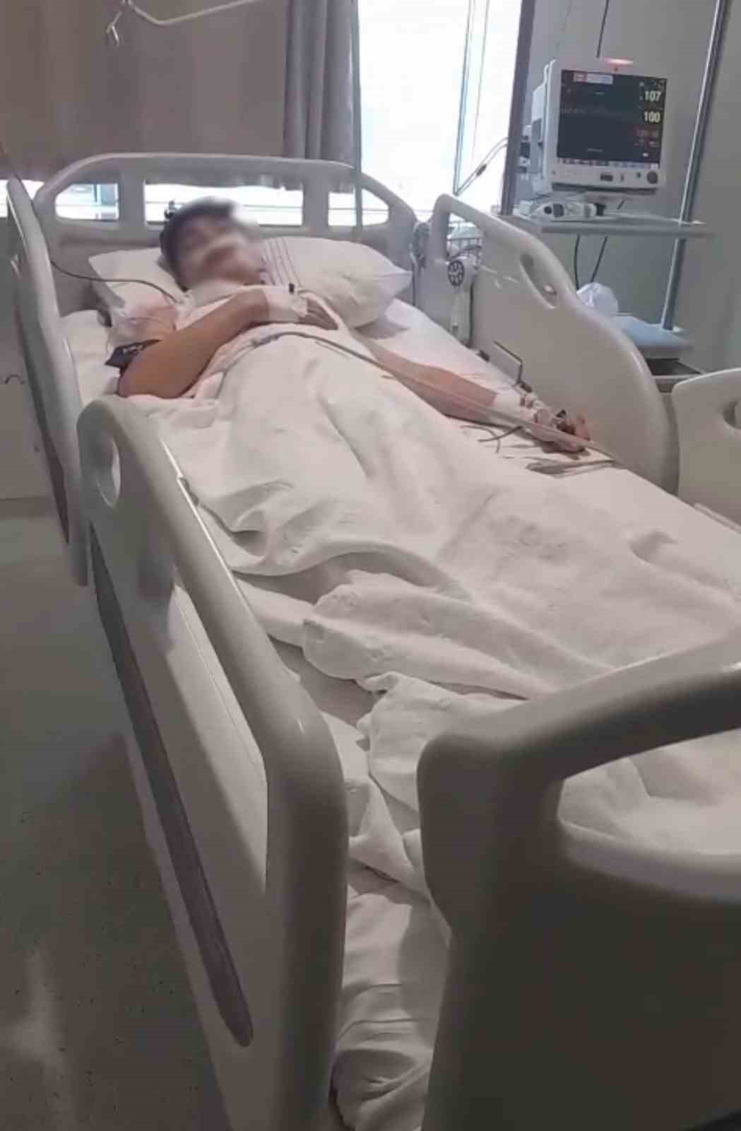 yasitini bicakla agir yaralayan cocuk saldiri anini da kayda aldirdi 1 66vUGcrZ
