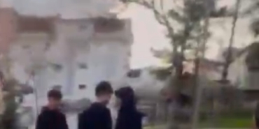 yasitini-bicakla-agir-yaralayan-cocuk-saldiri-anini-da-kayda-aldirdi-6xTFDyUT.jpg