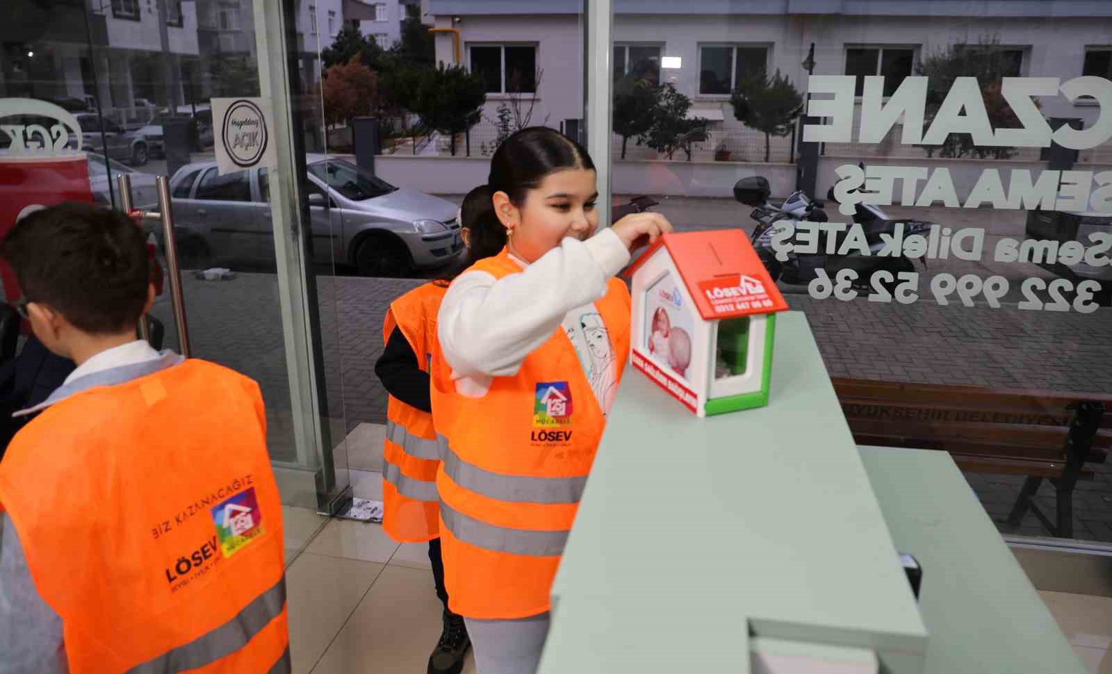 yaslari kucuk yurekleri buyuk 4 Hj6Plny8