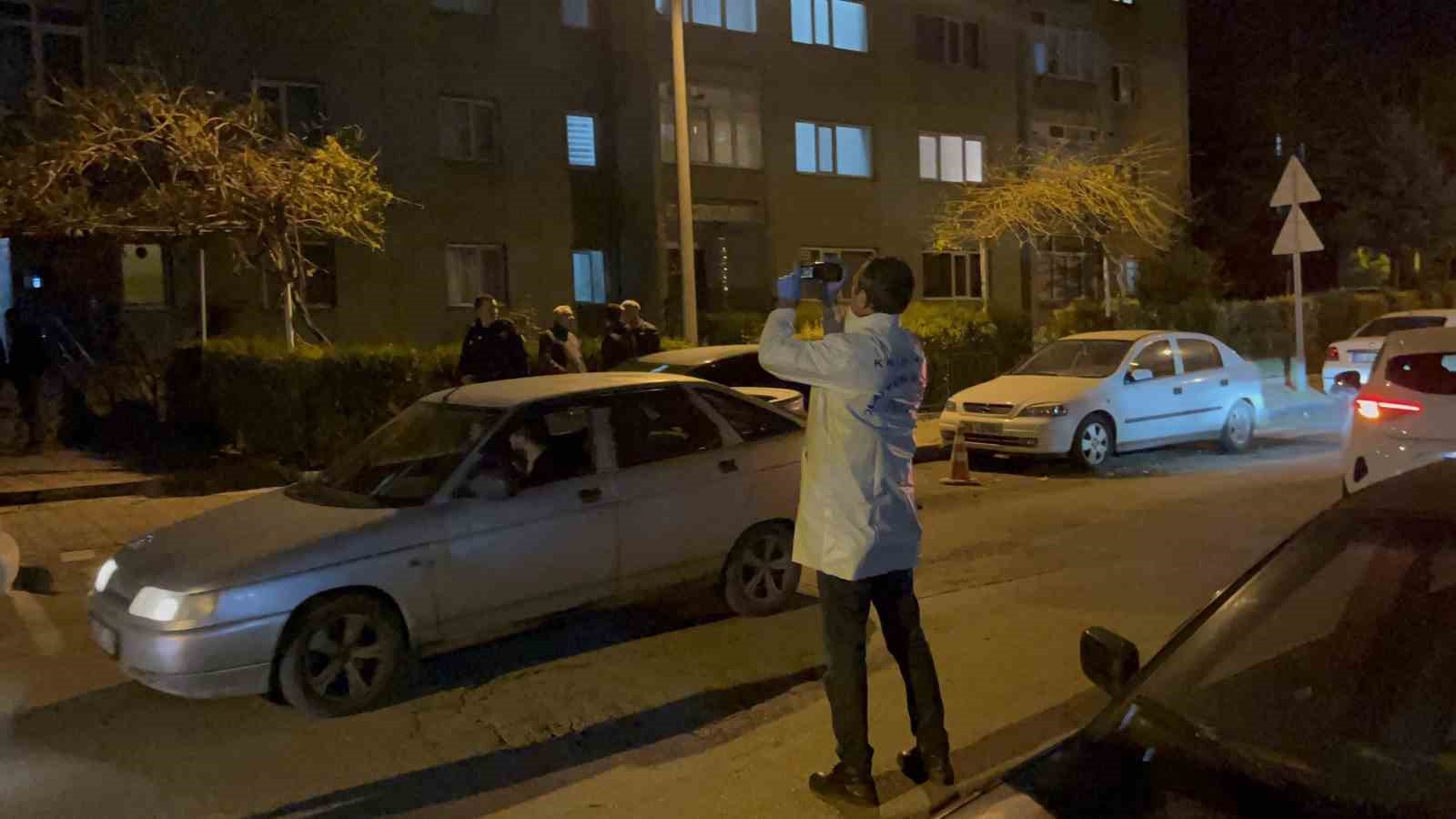 yasli adam iki gun once tahtakurusuna karsi ilaclanan evinde olu bulundu 0 JsXlIhTt