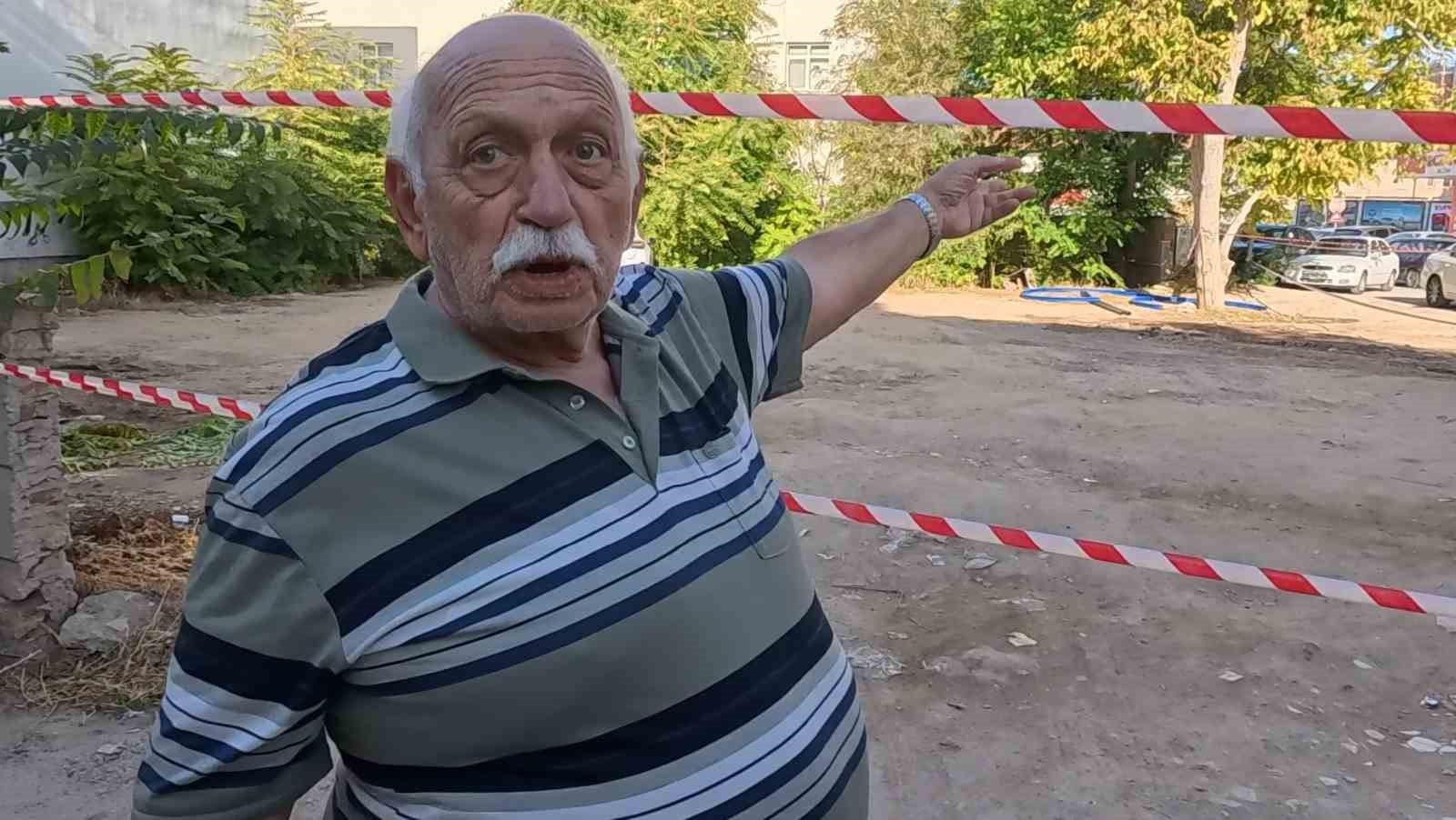 yasli adamin park yerini unuttugu aracini polis 2 dakikada buldu 2 45Btr4yC
