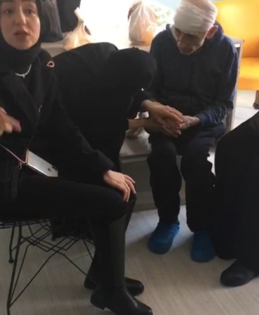 yasli-bakim-merkezinde-hastaya-siddet-iddiasina-4-gozalti-lLkKbw13.jpg