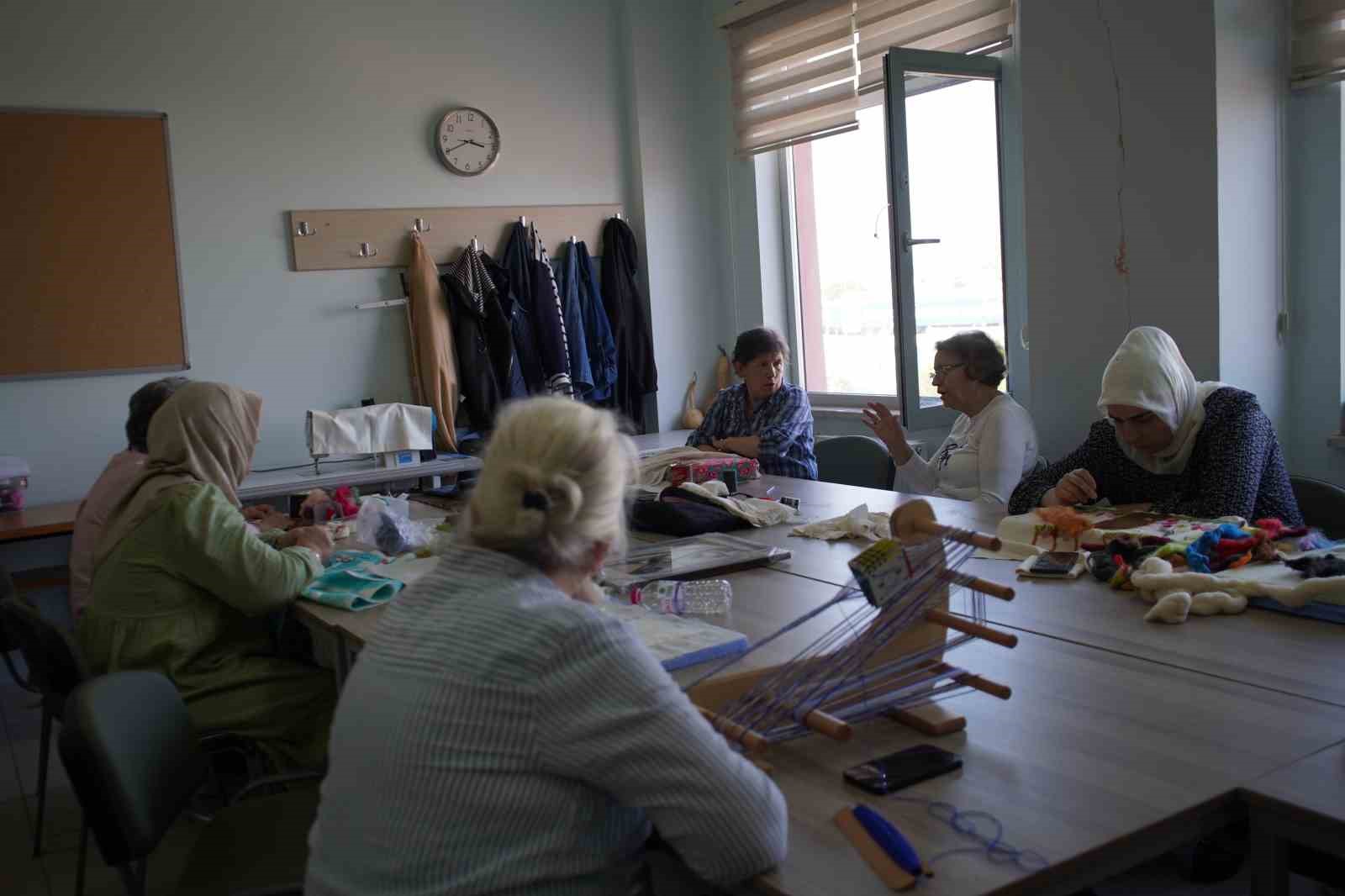 yasli kadin genclik hayalini gerceklestiriyor 4 aU4UMnXz