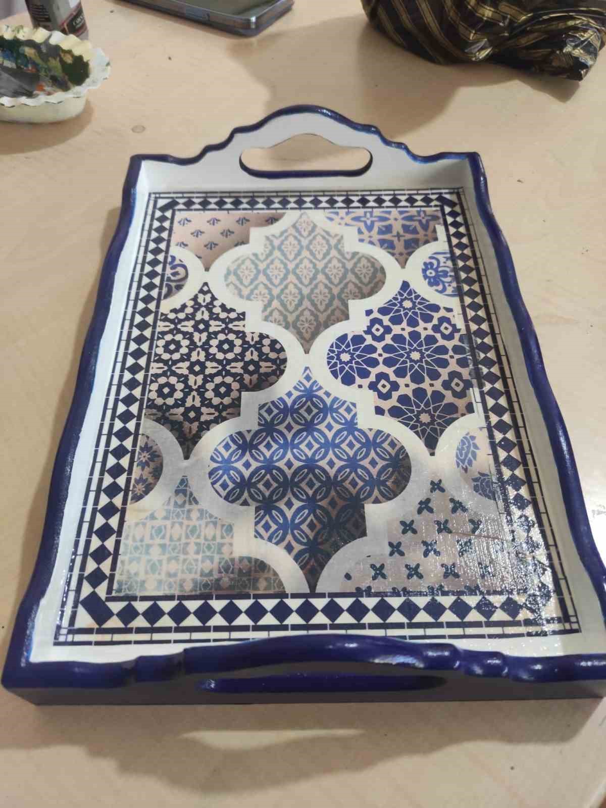 yasli kadin kurslarda ureterek huzur buldu 5 zrYqHzlu