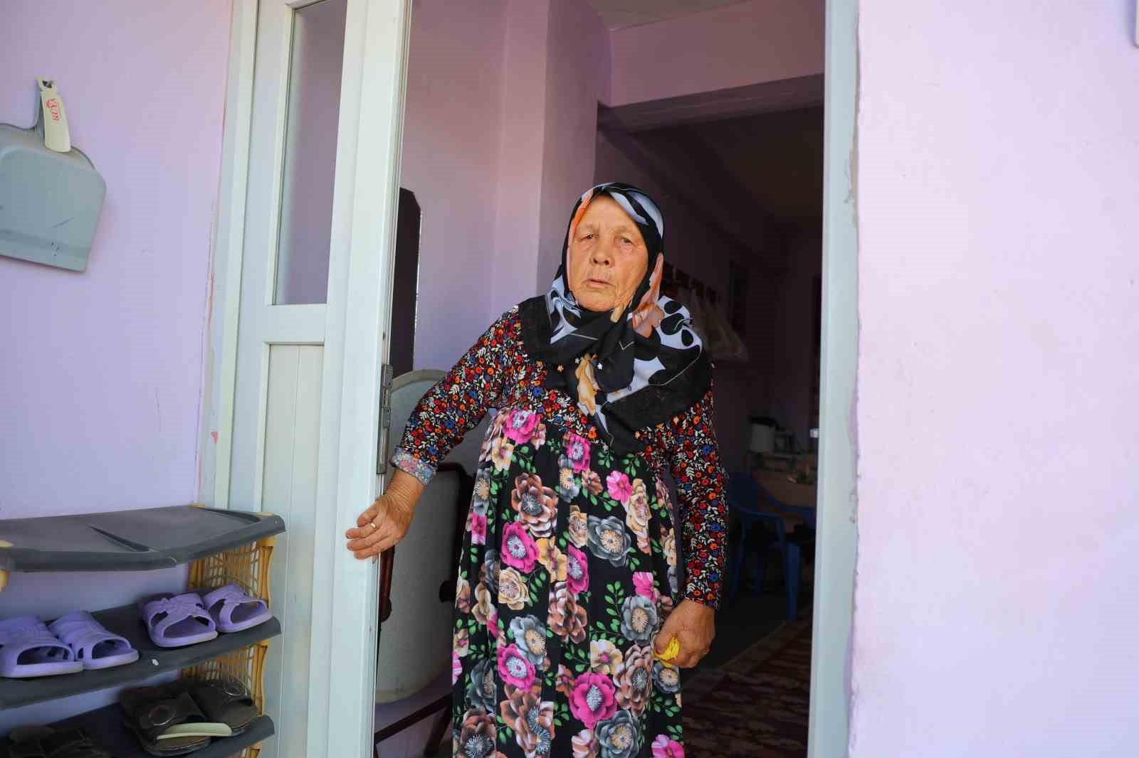 yasli kadina bicakli gaspa 15 yil hapis istemi 0
