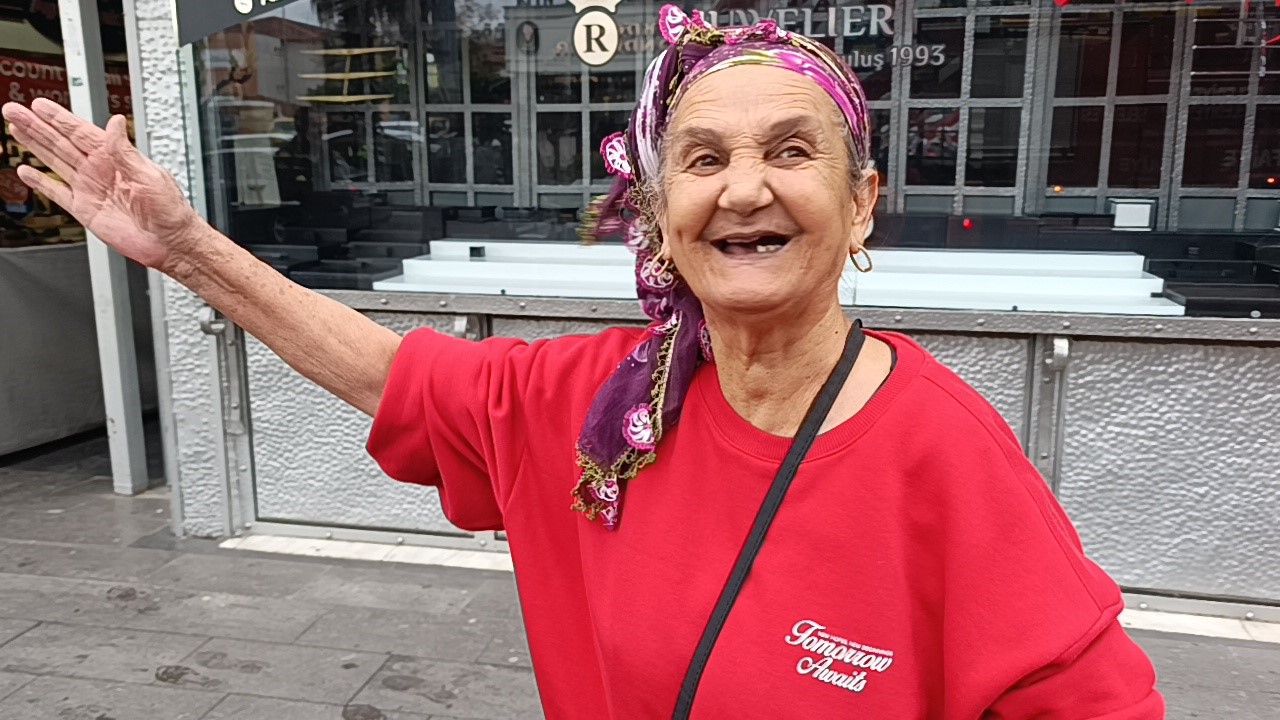 Yaşlı kadının ocakta unuttuğu makarna itfaiyeyi alarma geçirdi 6 yasli kadinin ocakta unuttugu makarna itfaiyeyi alarma gecirdi 2 7fdfGzsK