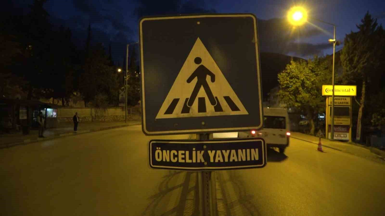 yaya gecidinde 5 gun arayla yasanan iki kaza kamerada 5