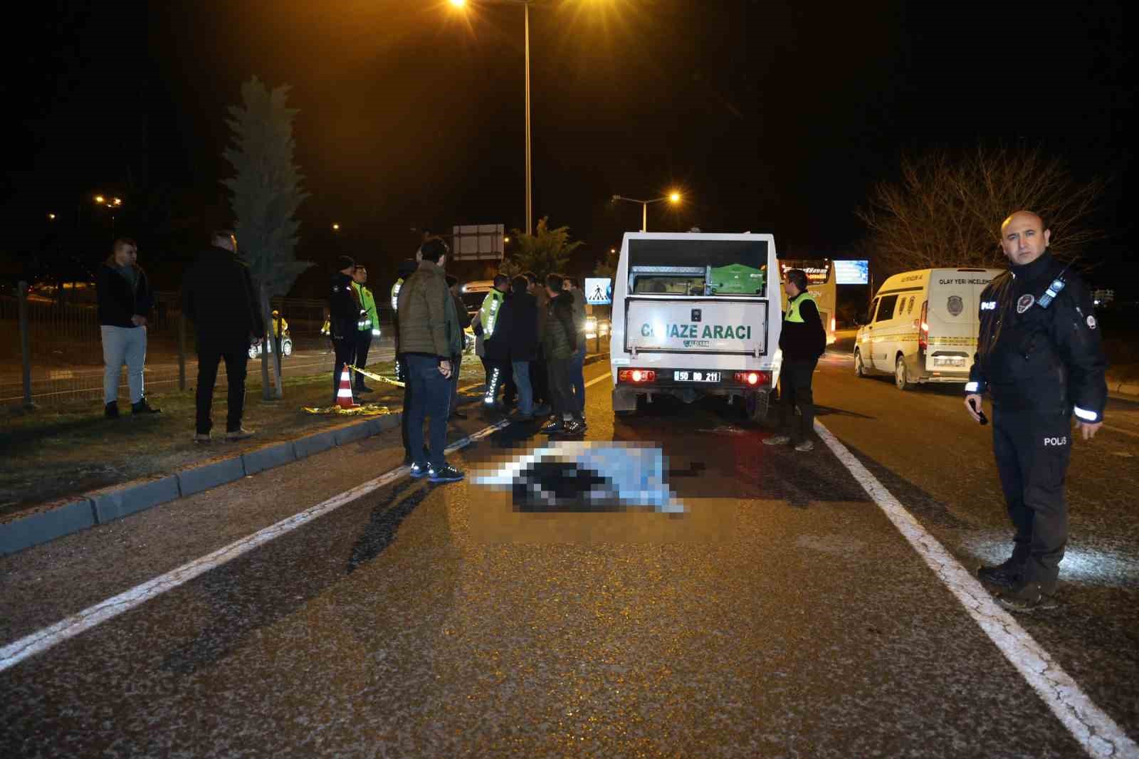 yaya gecidinde feci kaza 16 yasindaki cocuk hayatini kaybetti 5