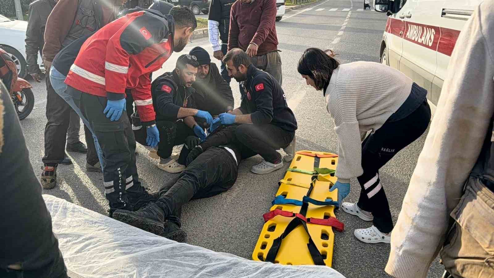 yayaya carpmamak icin motosikleti devirdi 1 yarali 1 zuLzjMUh