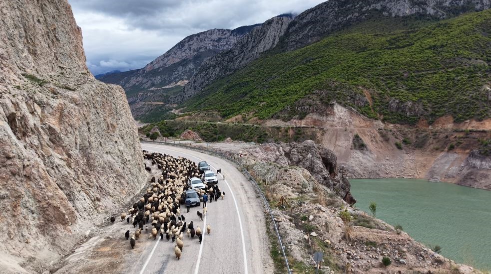 yayla yolunda zorlu gocler basladi 2 ZhZWBlyh