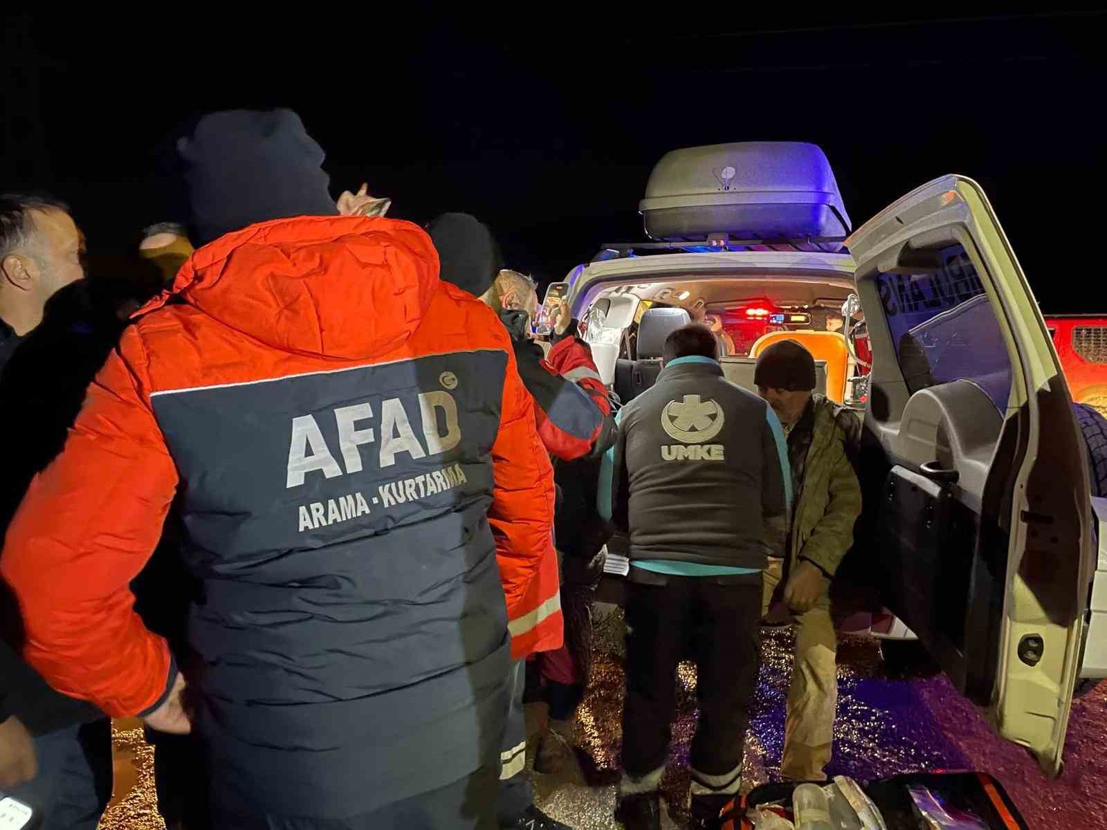 Yaylada kaybolduktan saatler sonra bulunmuşlardı: O anlar cep telefonu kamerasına yansıdı 4 yaylada kaybolduktan saatler sonra bulunmuslardi o anlar cep telefonu kamerasina yansidi 0