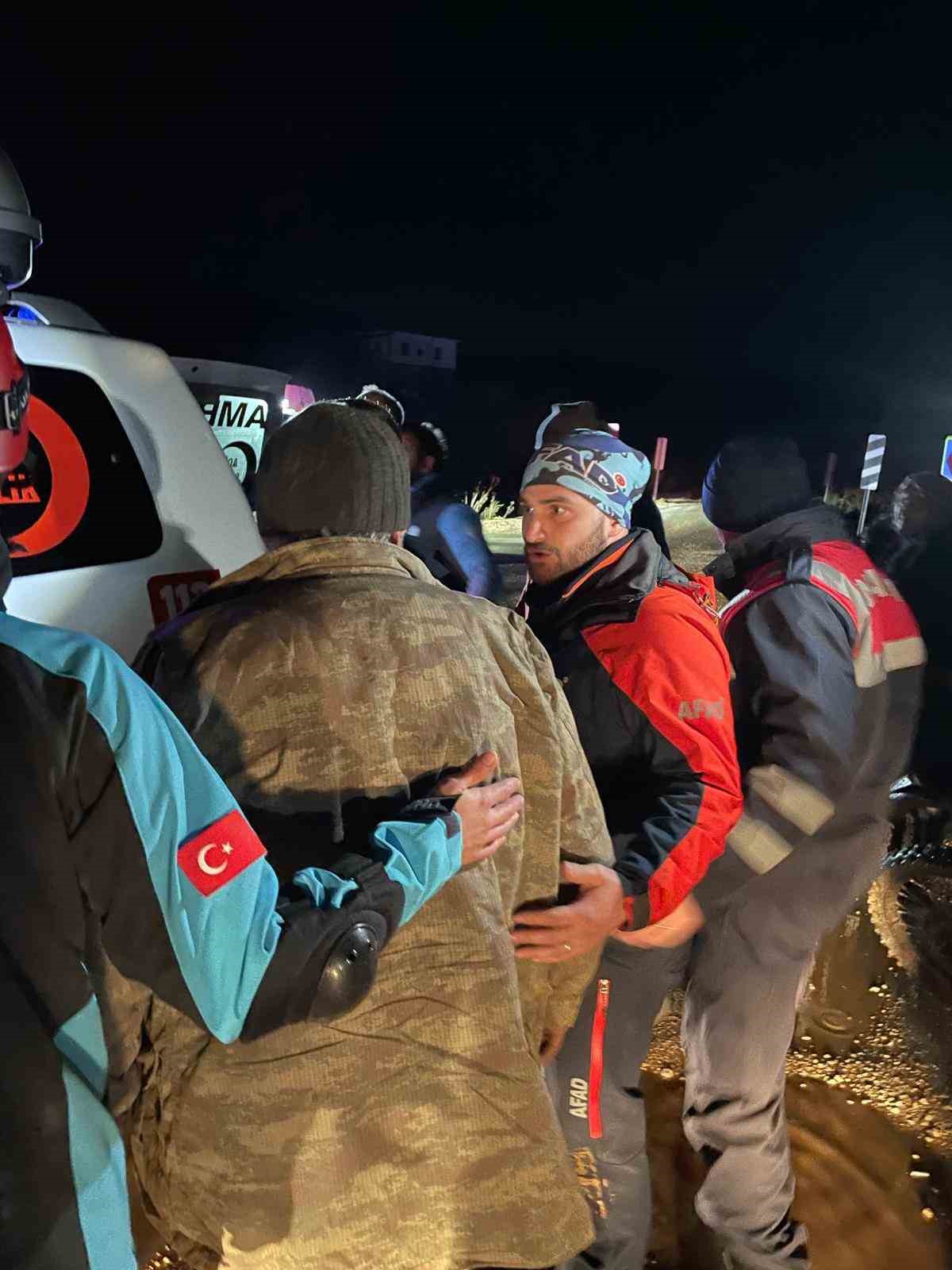 yaylada mahsur kalan yasli cifte gece goruslu dron takibi saatler sonra bulundular 7 qutIQHVz