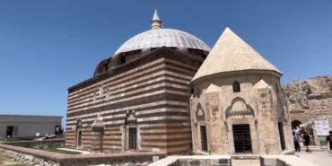 yaz-kuran-kursunda-manevi-egitim-sanatla-bulusuyor-kakHDWFE.jpg