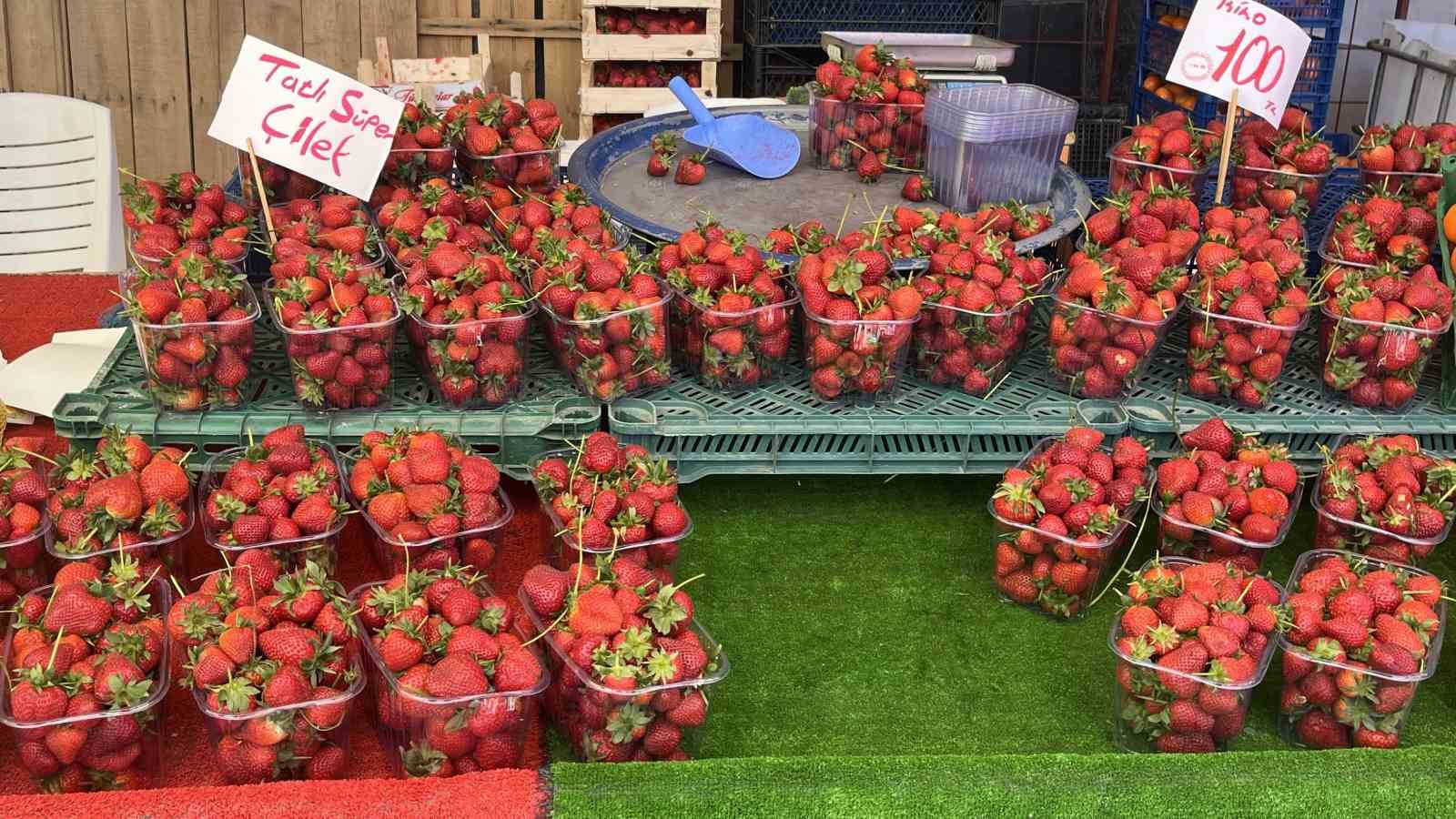 yaz meyveleri pazar tezgahlarinda yerini aldi 5 7wTLrGvi