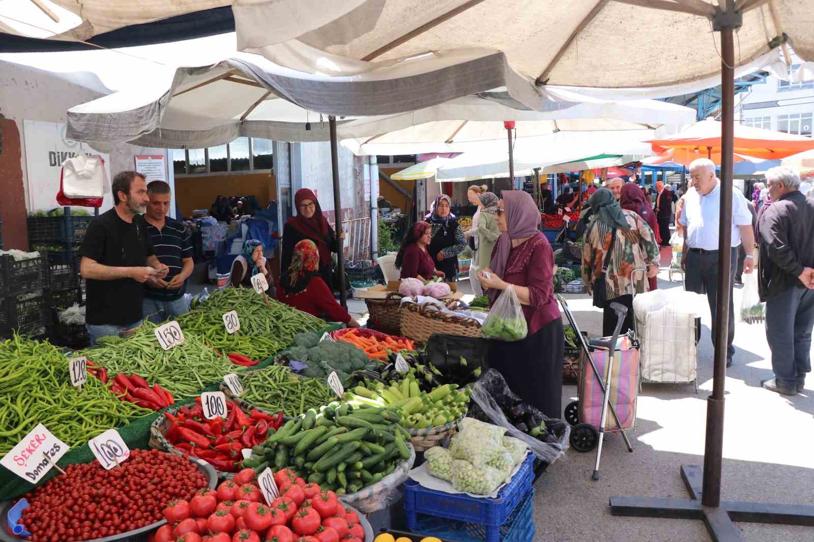 Yaz meyvelerinde fiyatlar düşüşe geçiyor 6 yaz meyvelerinde fiyatlar dususe geciyor 2