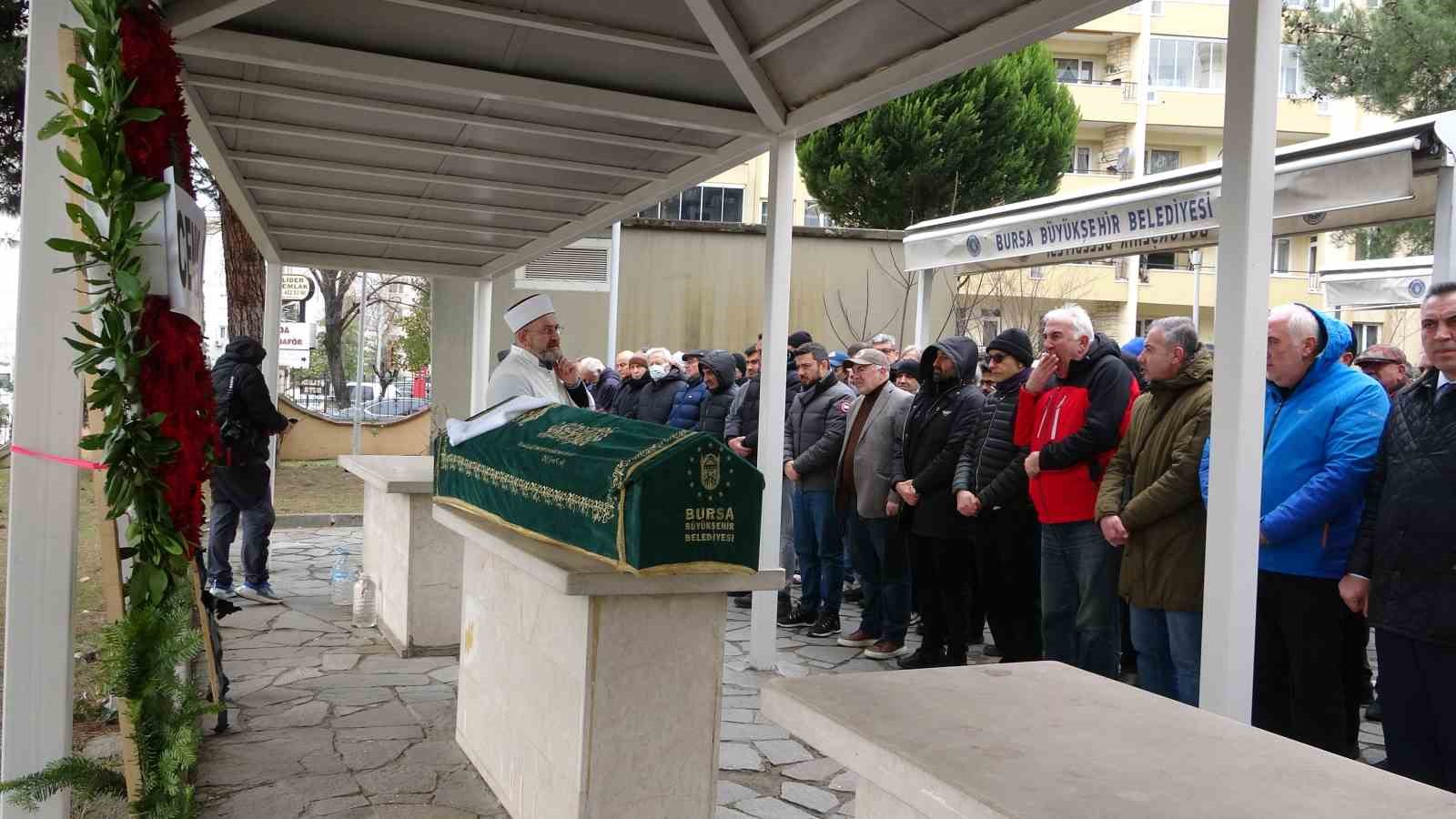 yazar ahmet turan alkan bursada topraga verildi 16 JMbiwMHZ