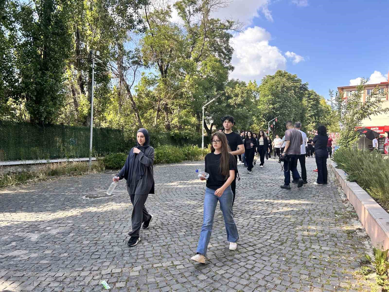 ydtnin tamamlanmasiyla birlikte yks maratonu sona erdi 2 RI484GhD