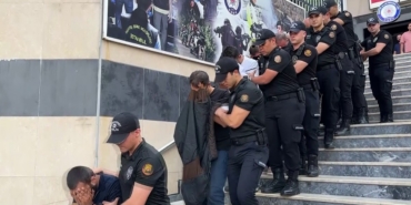 yediemin-cetesi-operasyonu-hacizli-araclari-parcalayip-sattilar-15-milyar-liralik-vurgun-yaptilar-PAPz8sil.jpg