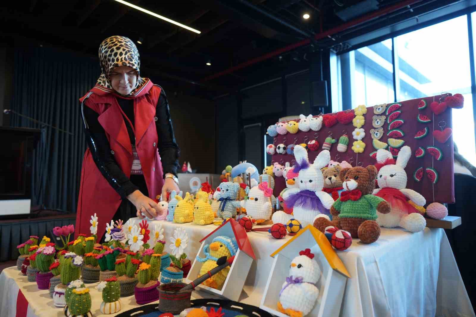yegeninin alerjisi nedeniyle yaptigi kucuk hediye buyuk bir emek hikayesine donustu 1 fzbU1jJD